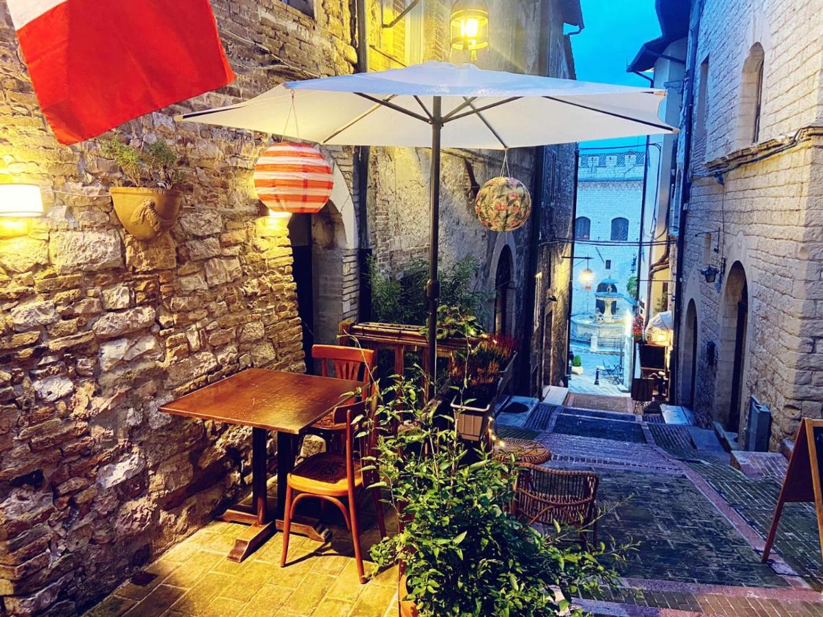 Hotel La Fortezza Assisi Exterior photo