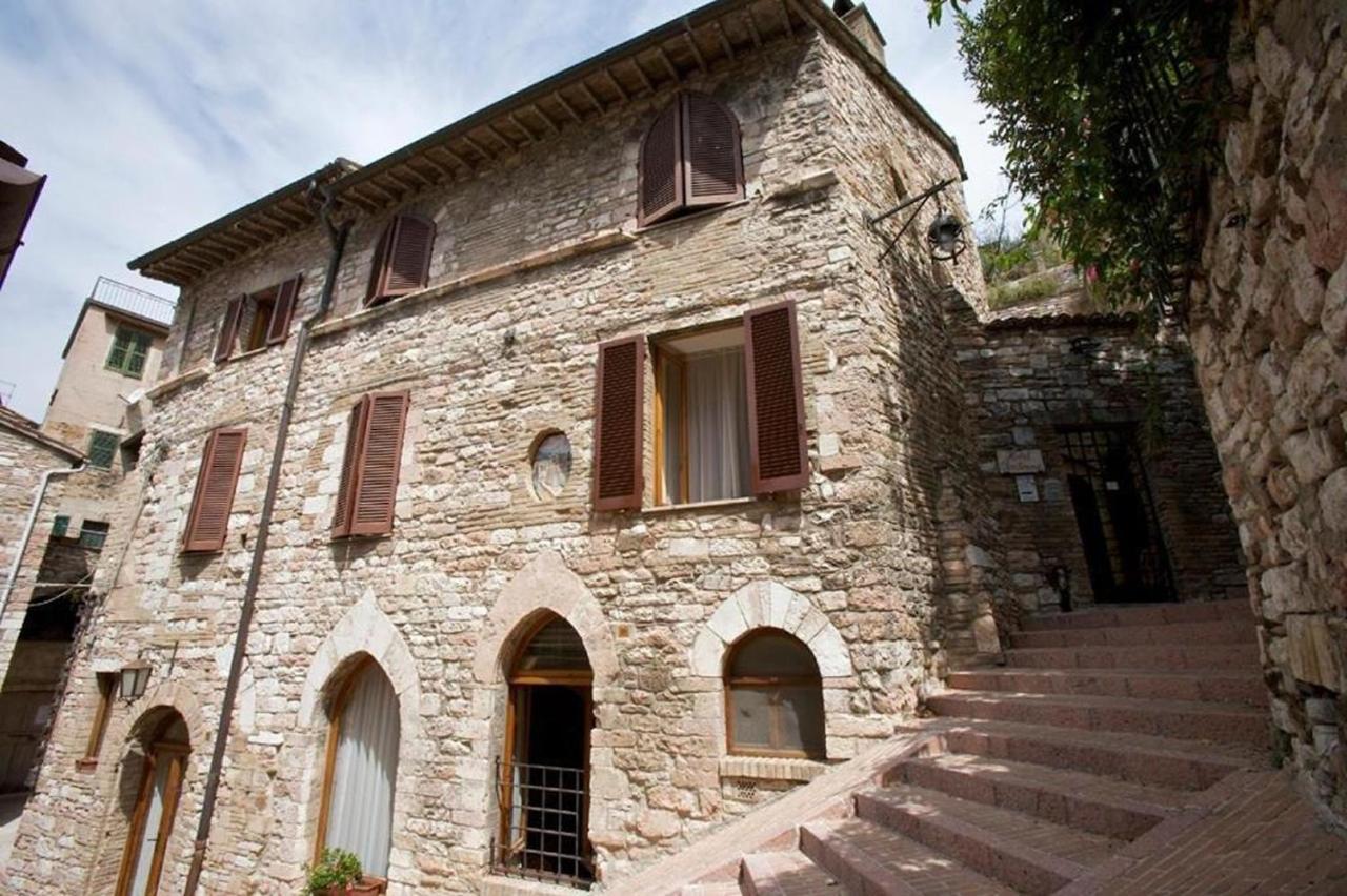 Hotel La Fortezza Assisi Exterior photo
