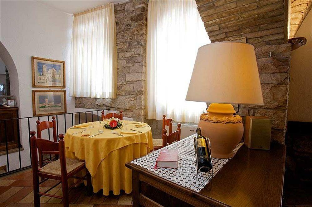 Hotel La Fortezza Assisi Exterior photo